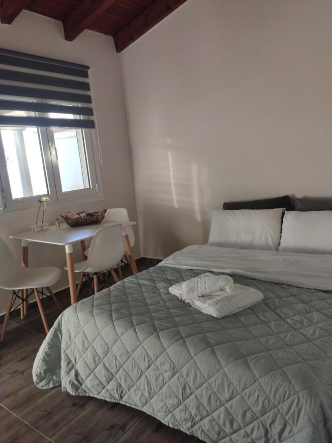 V&E'S Apartments Pigadhia  Eksteriør billede