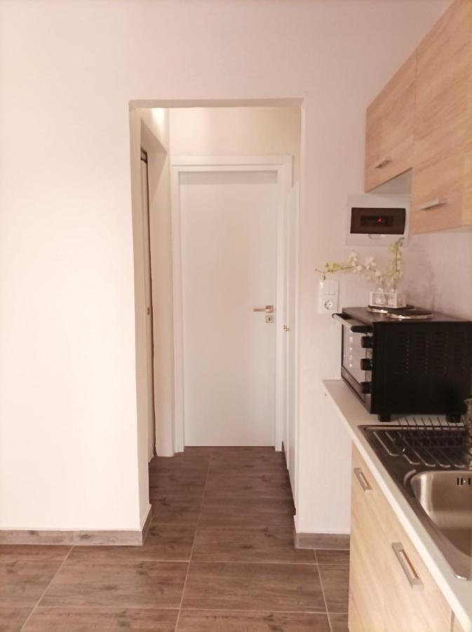 V&E'S Apartments Pigadhia  Eksteriør billede