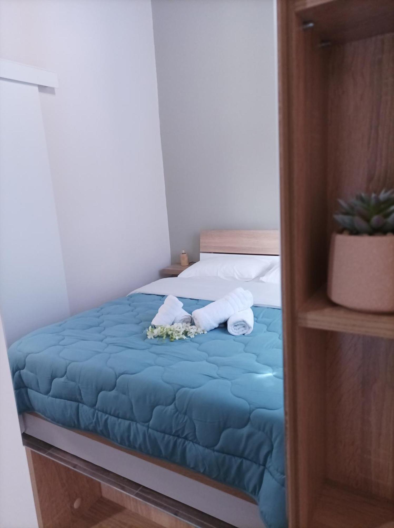 V&E'S Apartments Pigadhia  Eksteriør billede