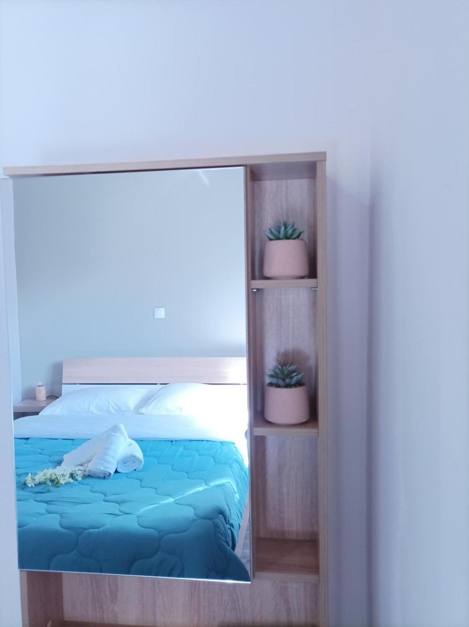 V&E'S Apartments Pigadhia  Eksteriør billede
